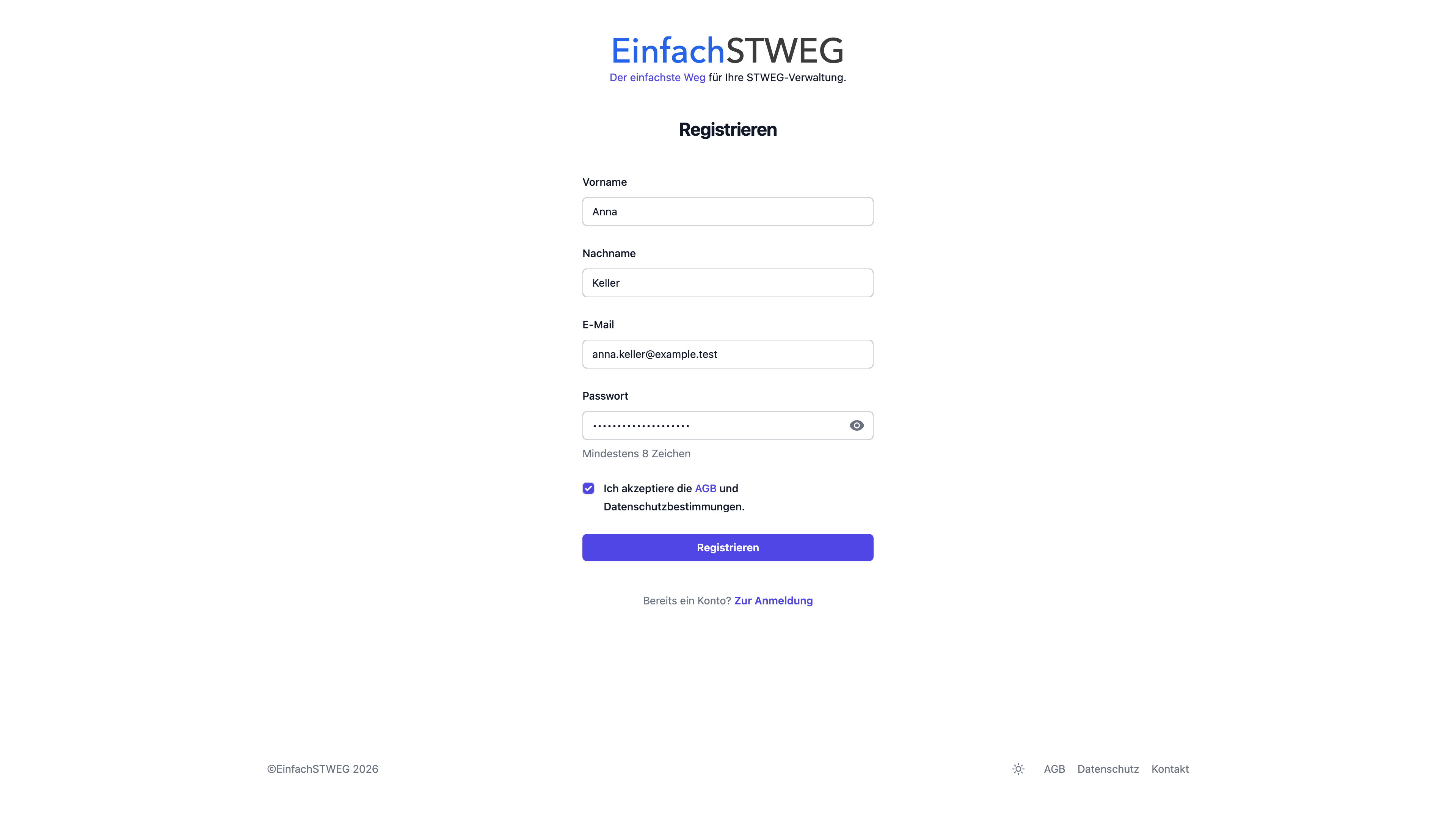 Registrierungsformular für ein neues Benutzerkonto mit Vorname, Nachname, E-Mail und Passwort